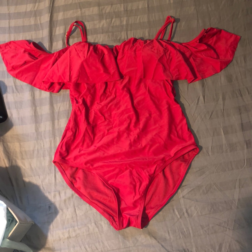 Only worn a few times. Just don’t really reach for it.